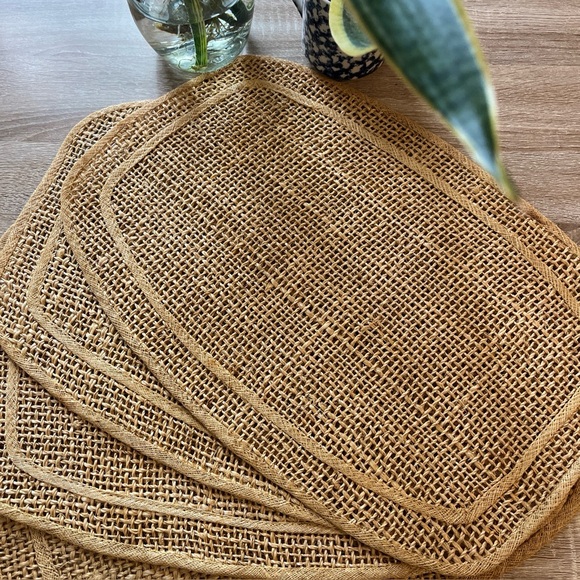 Other - Vintage Albaca Fiber Set of 4 Woven Tan Placemats